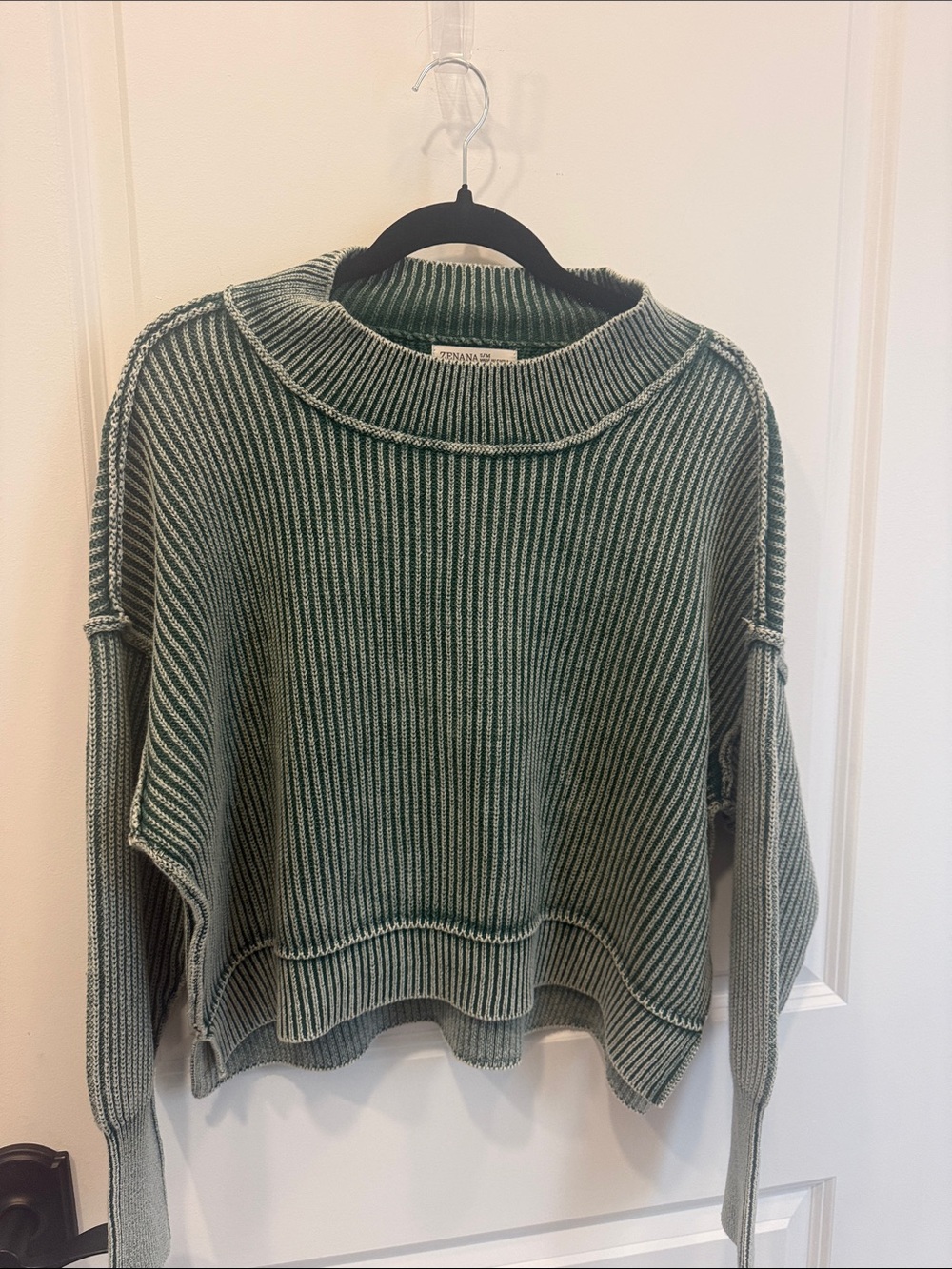ZENANA Ribbed Green Crewneck Women's Sweater S/M